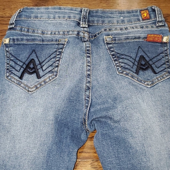 Jeans - Picture 3 of 3